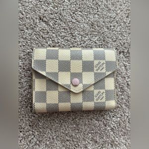 Louis Vuitton, Damier Azur, Victorine Wallet Pink